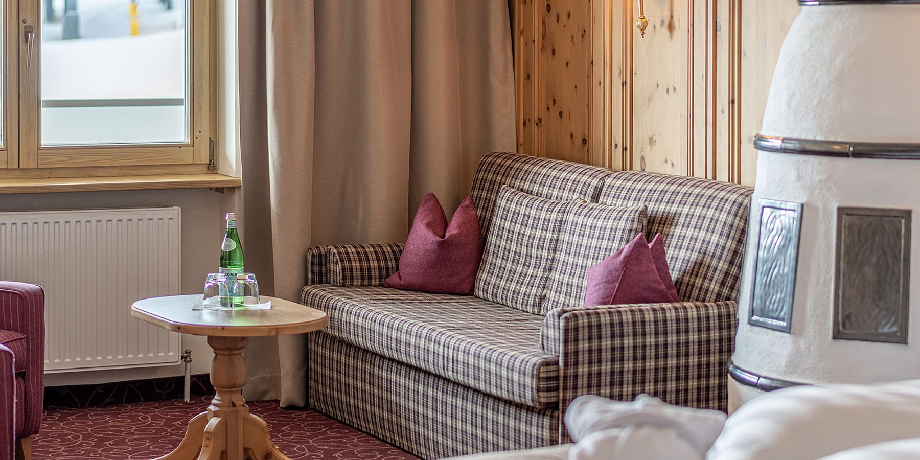 Skihotel Edelweiss Hochsölden junior suite with south facing balcony