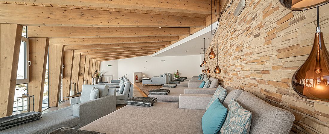 Wellness und Vitalwelt im Skihotel Edelweiss Wellness und Vitalwelt im Skihotel Edelweiss