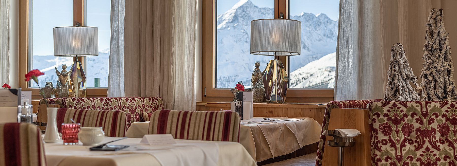 Skihotel Edelweiss Hochsölden mit Frühstücksbuffet