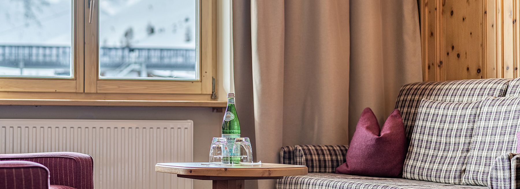 Skihotel Edelweiss Hochsölden junior suite with south facing balcony
