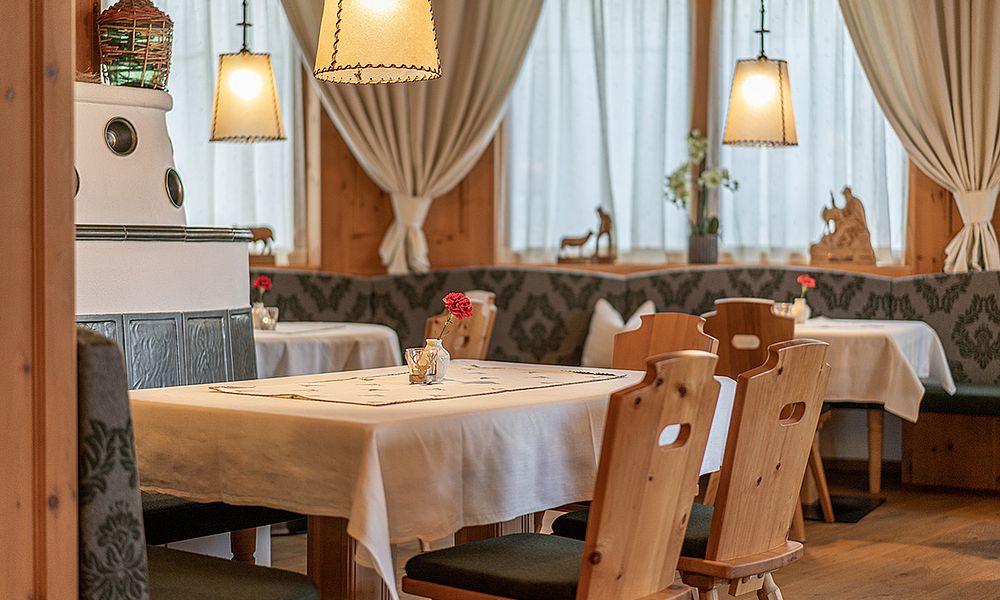 4-Sterne-Superior-Hotel Edelweiss im Ötztal- Restaurant-01