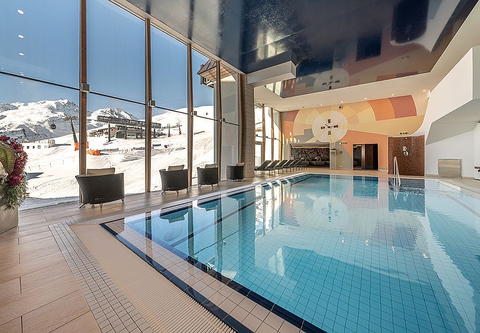 Swimming pool with panoramic views